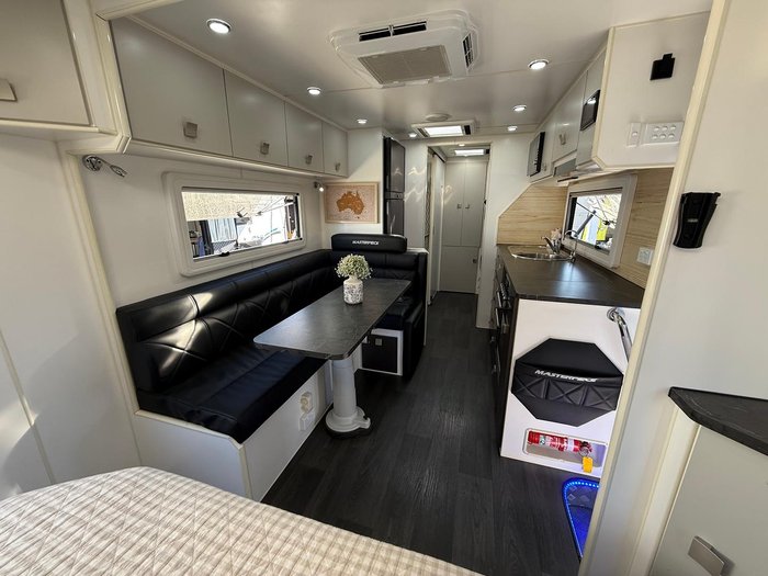 2019 Masterpiece Performance Double Bunk