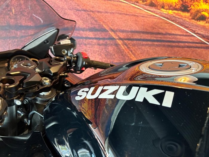 2026 Suzuki Hayabusa (GSX1300R) Hayabusa Black