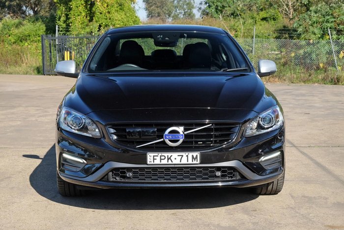 2016 Volvo S60 T6 R-Design