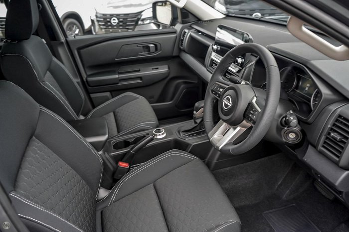 2026 Nissan Navara ST