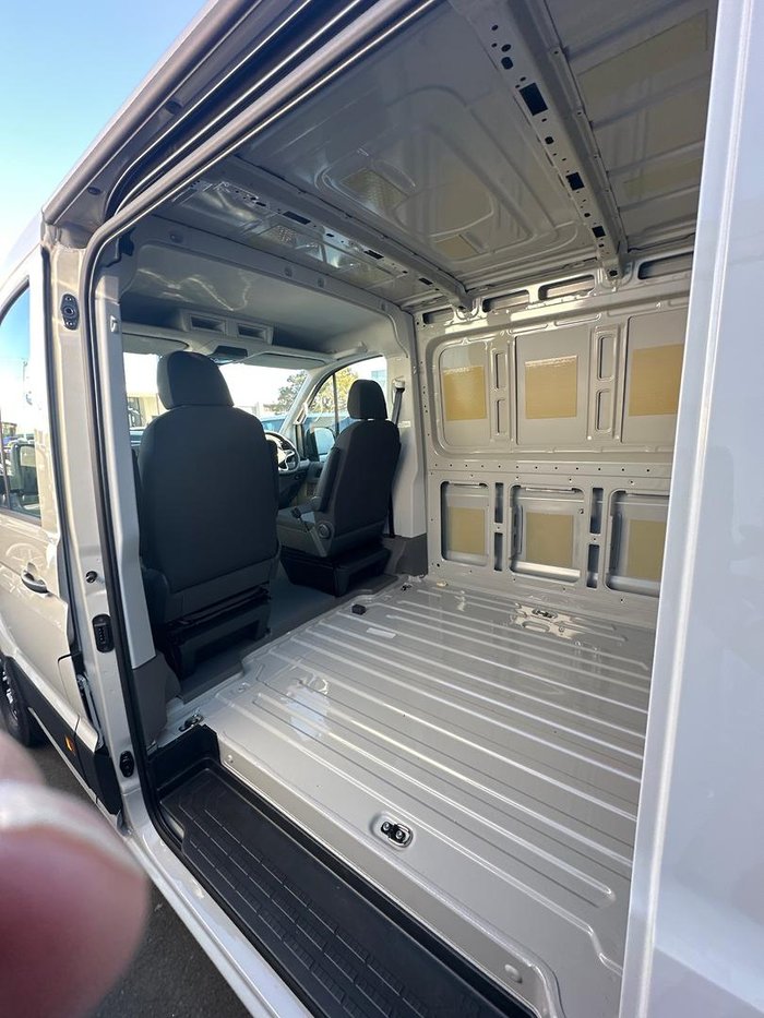 2026 Volkswagen Crafter 35 TDI410