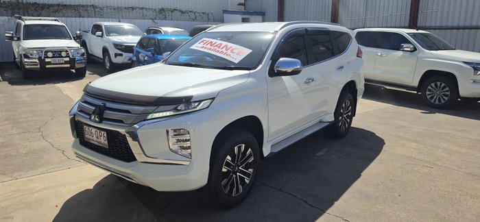 2023 Mitsubishi Pajero Sport GLS