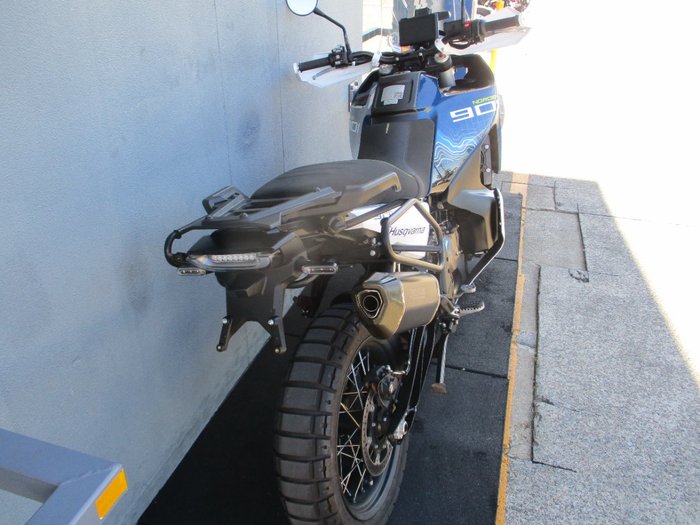 2023 HUSQVARNA NORDEN 901 EXPEDITION
