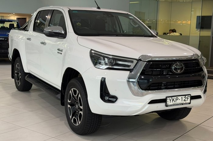 2020 Toyota Hilux SR5