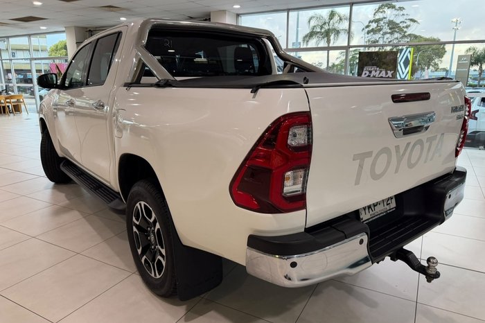 2020 Toyota Hilux SR5