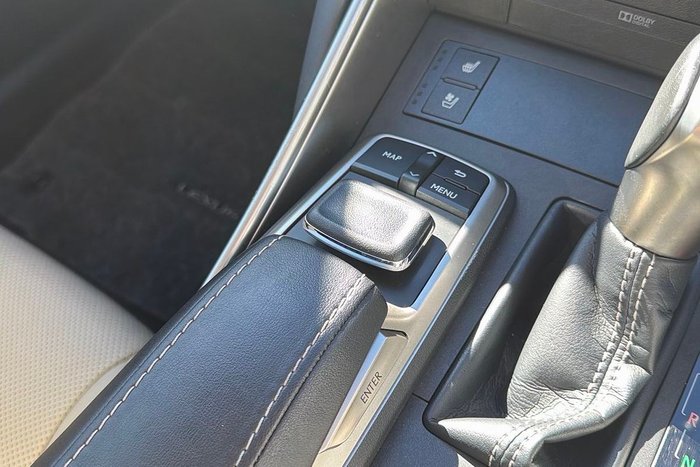 2018 Lexus IS IS300h Luxury