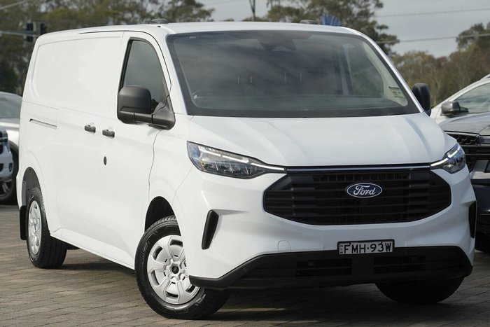 2024 Ford Transit Custom