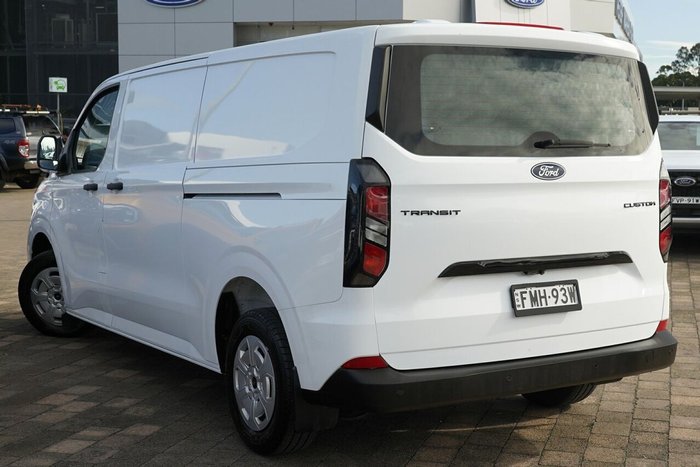 2024 Ford Transit Custom