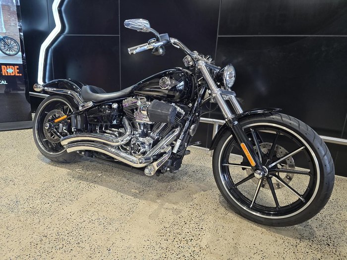 2016 Harley-Davidson Breakout 103 (FXSB)