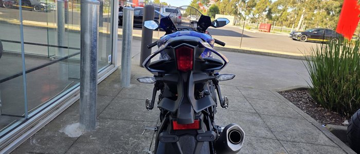 2025 Yamaha YZF-R1 R1 Blue