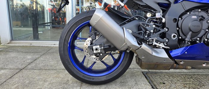 2025 Yamaha YZF-R1 R1 Blue