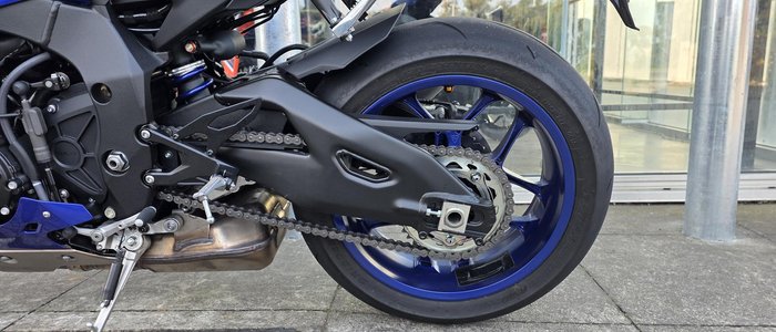 2025 Yamaha YZF-R1 R1 Blue