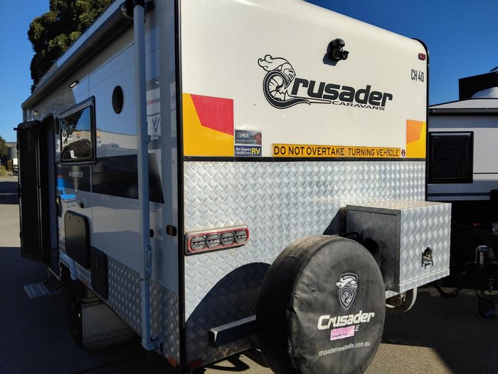 2021 Crusader Musketeer Pothos Couples Semi Off-Road