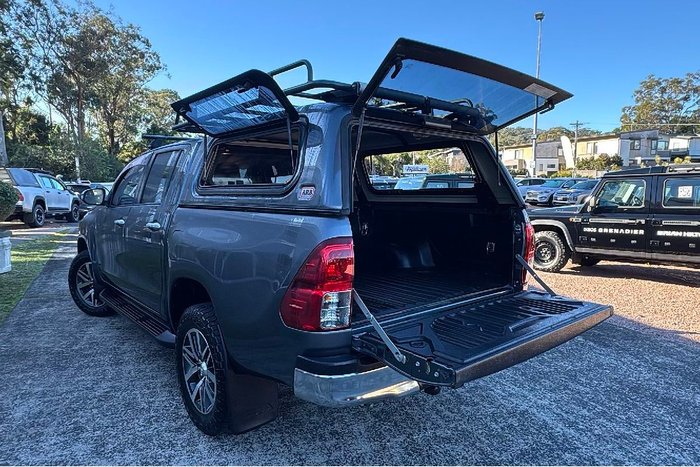 2018 Toyota Hilux SR5