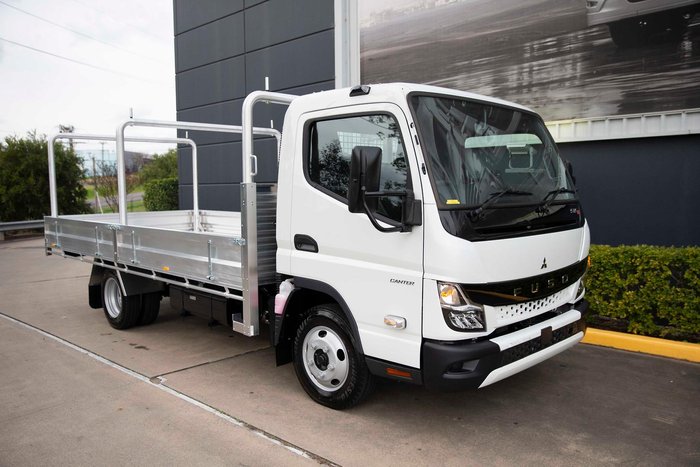 2025 Fuso Canter