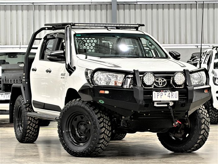 2019 Toyota Hilux SR