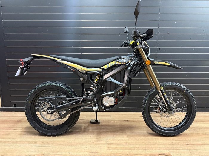 2026 Sur-ron ULTRA BEE R Black