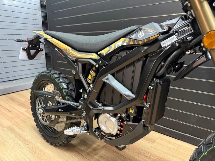 2026 Sur-ron ULTRA BEE R Black