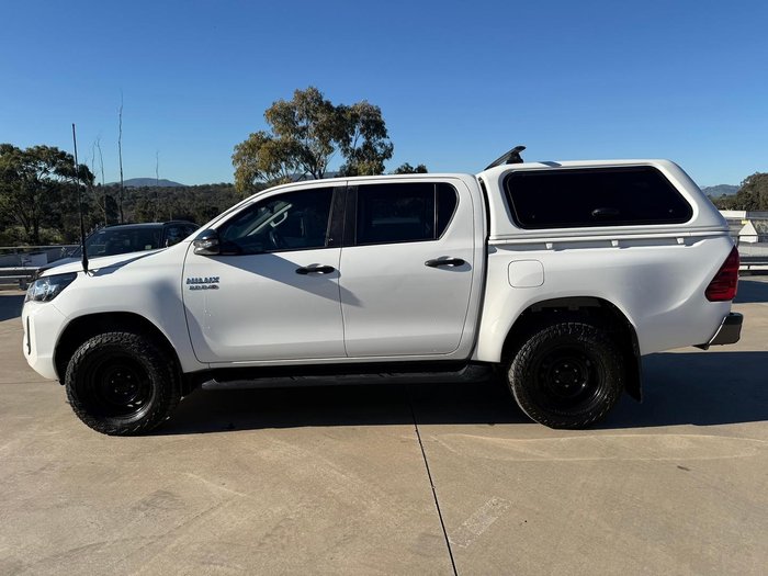 2020 Toyota Hilux SR