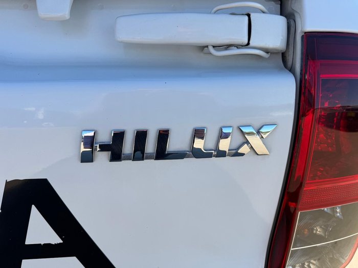 2020 Toyota Hilux SR