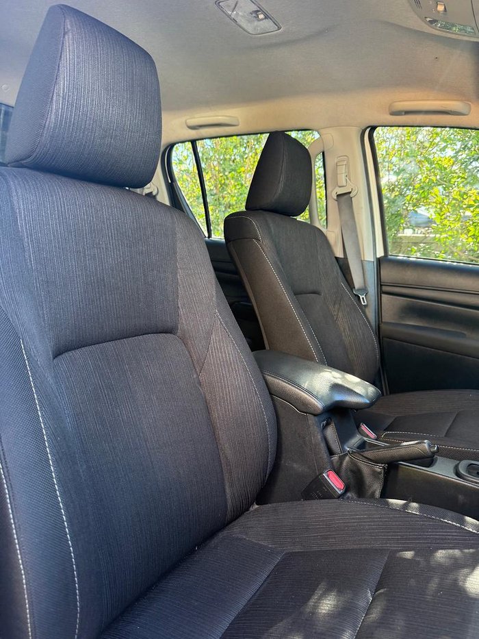 2020 Toyota Hilux SR