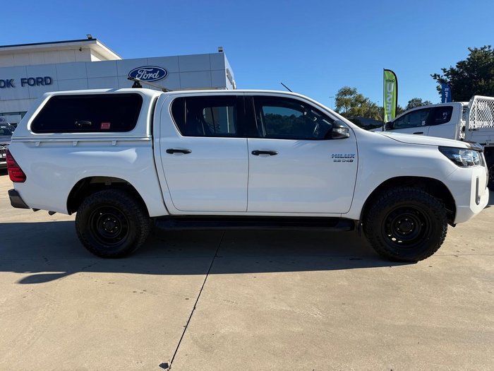 2020 Toyota Hilux SR