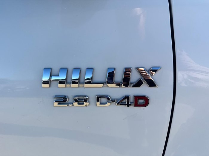 2020 Toyota Hilux SR