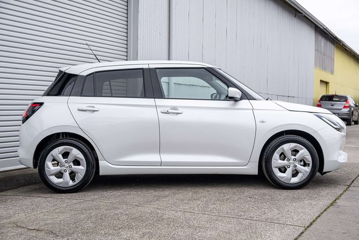 2024 Suzuki Swift Hybrid Plus