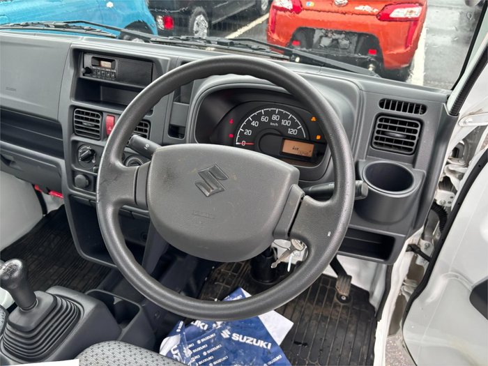 2025 Suzuki Carry