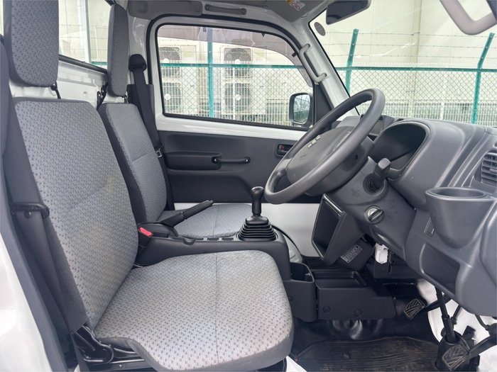 2025 Suzuki Carry