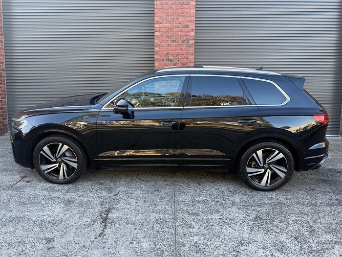 2022 Volkswagen Touareg 210TDI R-Line