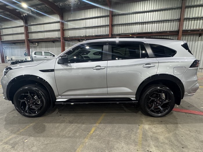 2026 Isuzu MU-X X-TERRAIN