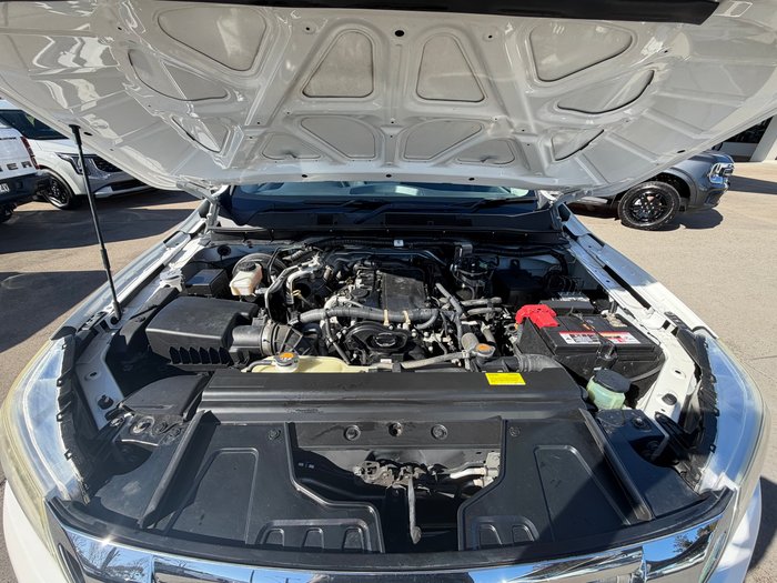 2020 Nissan Navara RX D23 Series 4 Polar White