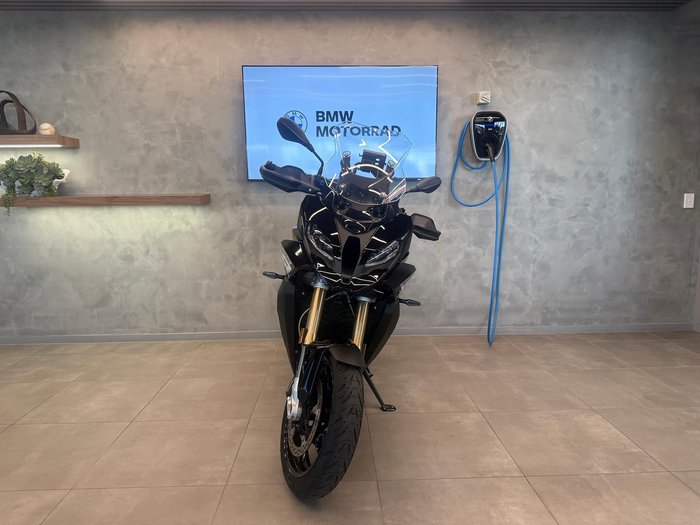 2024 BMW