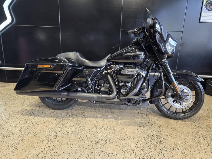 Harley-Davidson Street Glide Special 114 (FLHXS) Touring