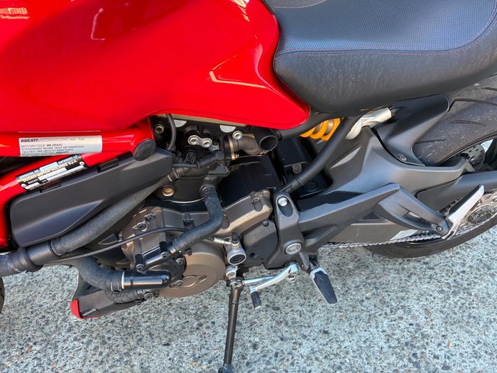 2014 Ducati MONSTER 1200S RED