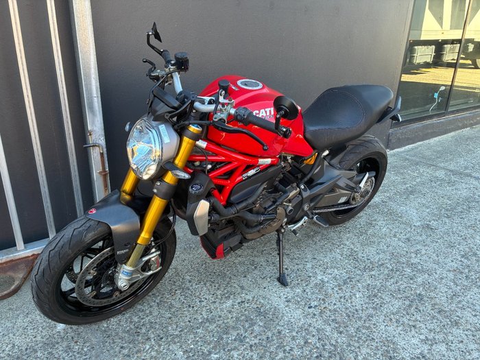 2014 Ducati MONSTER 1200S RED