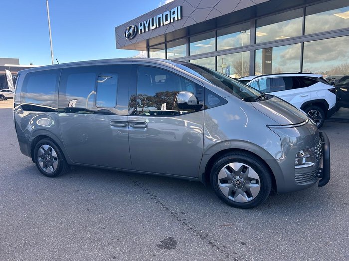 2023 Hyundai STARIA Elite