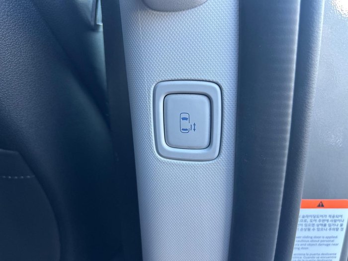 2023 Hyundai STARIA Elite