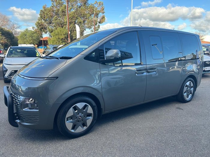 2023 Hyundai STARIA Elite