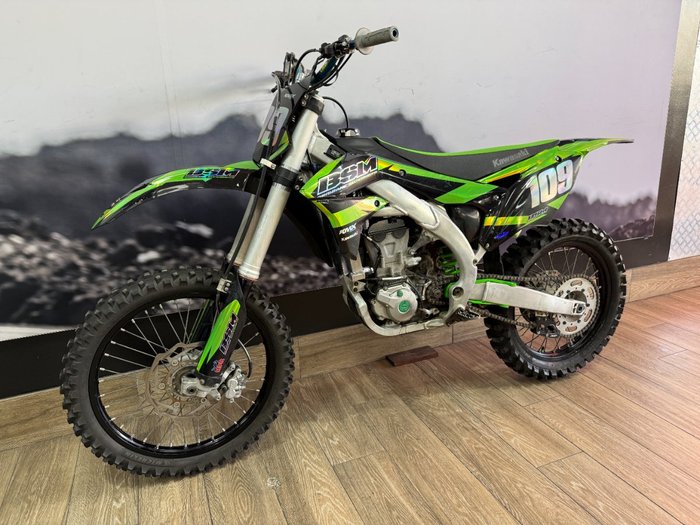 2016 Kawasaki KX450F GREEN