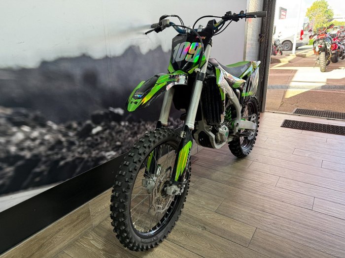 2016 Kawasaki KX450F GREEN