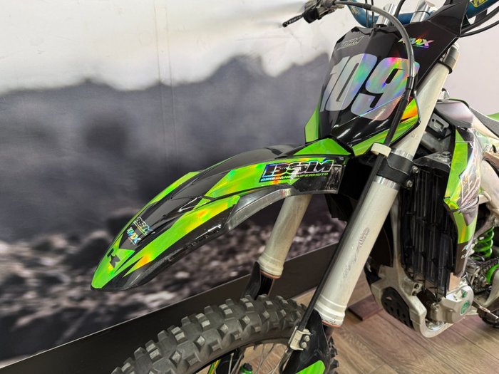 2016 Kawasaki KX450F GREEN