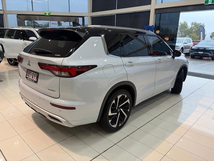 2023 Mitsubishi Outlander Exceed Tourer