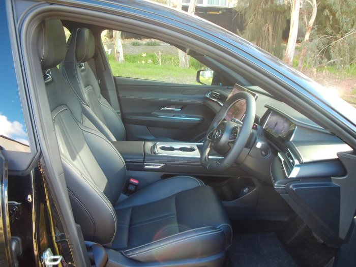 2026 Mazda 6e E35 GT