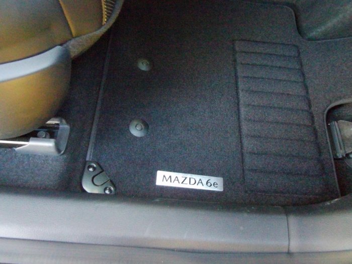 2026 Mazda 6e E35 GT