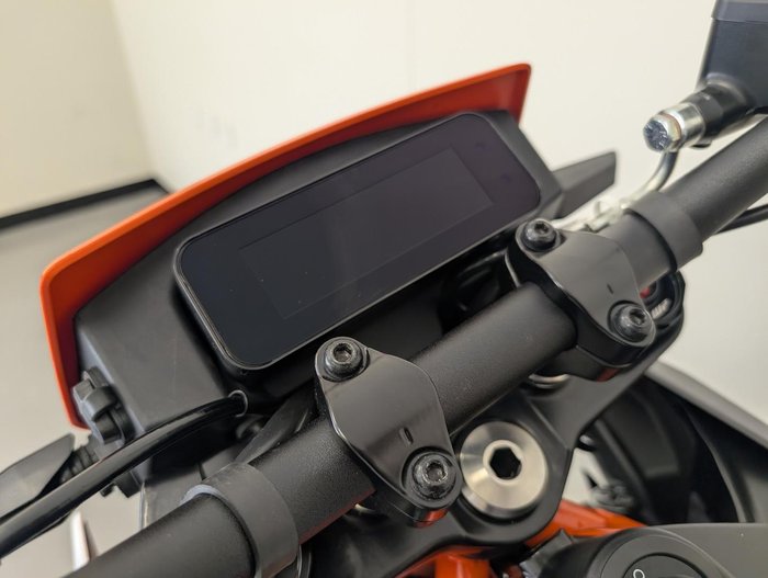 2026 KTM 390 SMC R SMC Orange