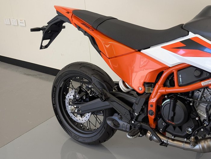 2026 KTM 390 SMC R SMC Orange