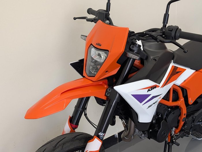 2026 KTM 390 SMC R SMC Orange