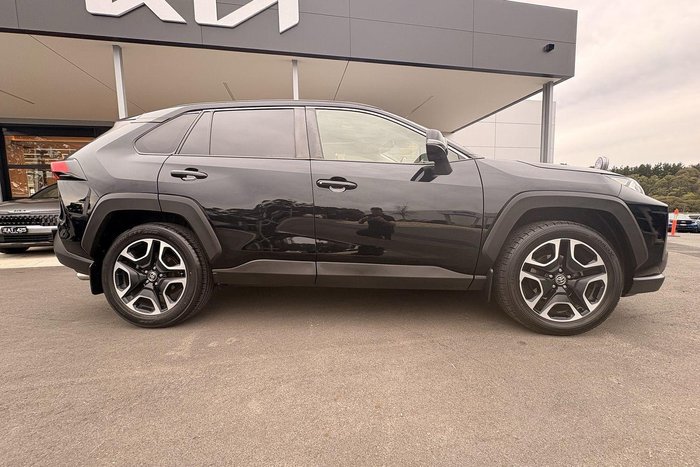2020 Toyota RAV4 Edge